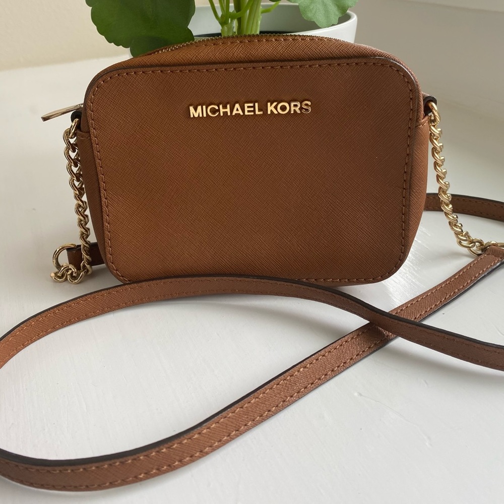 Michael Kors Jet Set Mini Bag